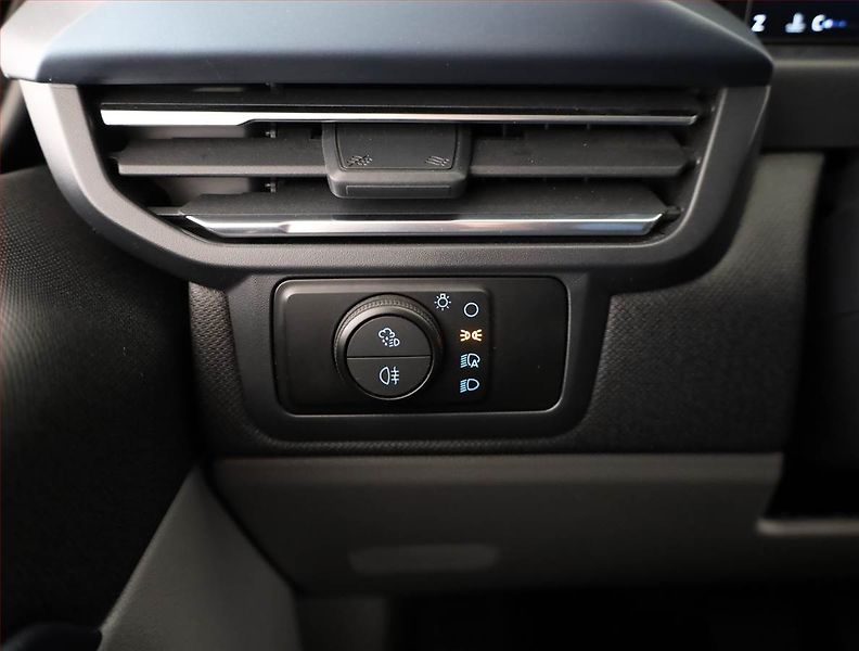 Ford Tourneo Custom (2025) Active 2.0 EcoBlue AWD, ČR - fotka 19 z 21