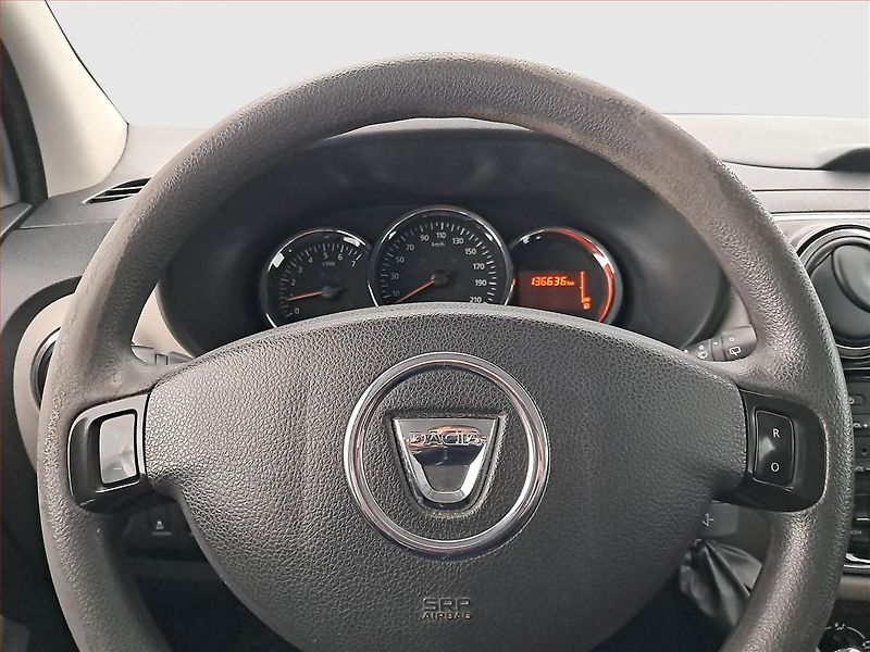 Dacia Lodgy (2015) 1.2 TCe, 7 míst, Serv.kniha - fotka 15 z 16