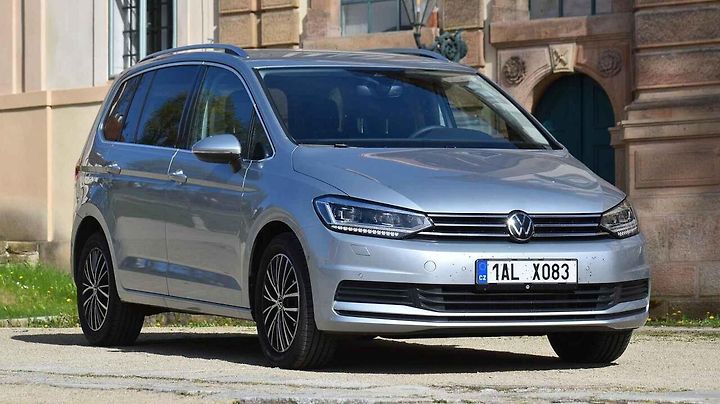 Volkswagen Touran se bohužel loučí. Náhrada se bude hledat těžko.