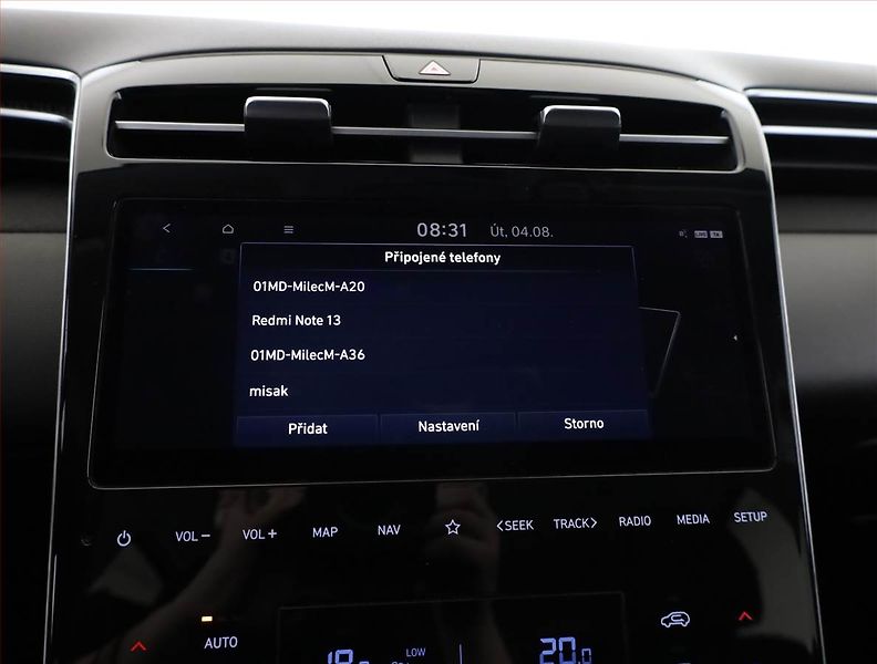 Hyundai Tucson (2021) 1.6 T-GDI - fotka 11 z 21