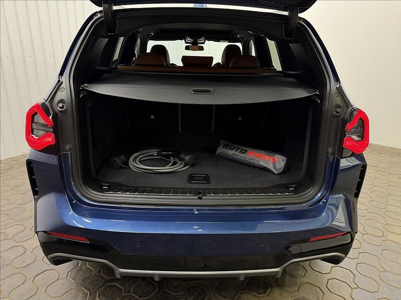 BMW iX3 M SPORT PANO LASER 2XALU 1MAJ. - fotka 38 z 49