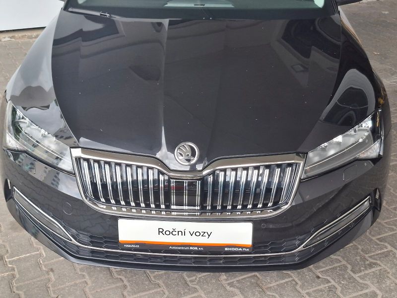 Škoda Superb (2024) COMBI STYLE PLUS TD 110/2.0 7D - fotka 35 z 39