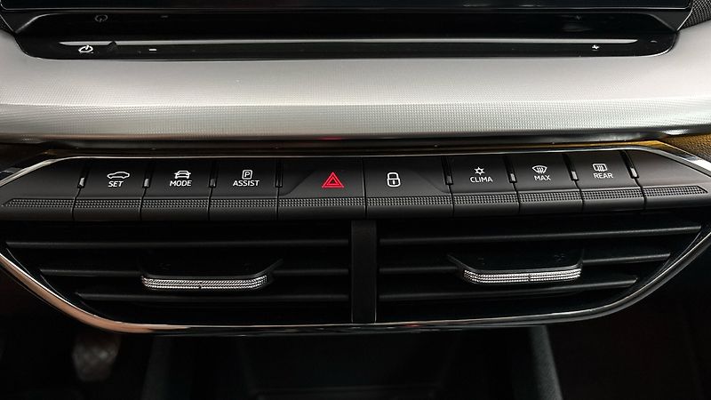 Škoda Octavia 1.5 TSI Style Combi - fotka 13 z 29