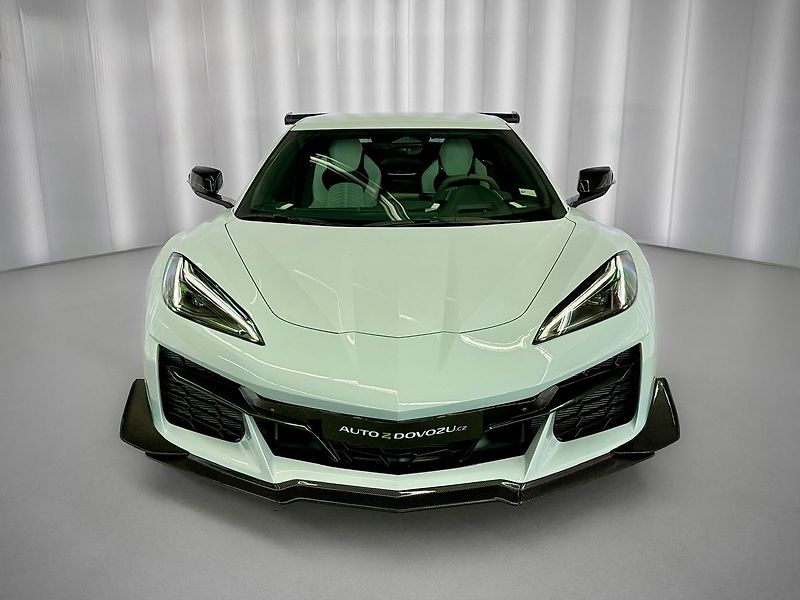 Chevrolet Corvette 5.5 V8 LT6 C8 Z06 CONVERTIBLE - fotka 3 z 31