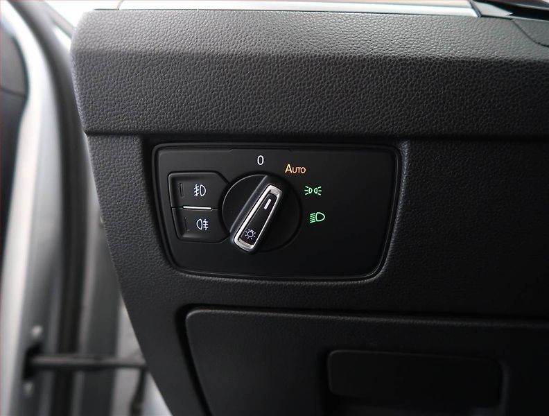 Volkswagen Passat (2016) Business 2.0 TDI, Automat - fotka 22 z 23