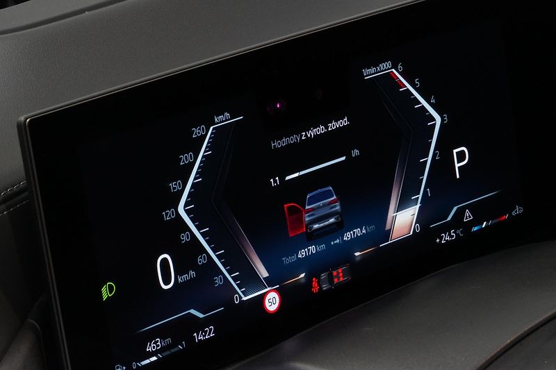 BMW X5 Xdrive30d,ČR,DPH,360,HUD,ACC - fotka 19 z 39