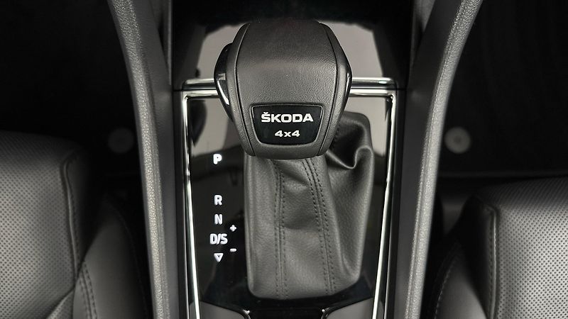 Škoda Kodiaq 2.0 TDI DSG 4x4 L&K - fotka 28 z 34