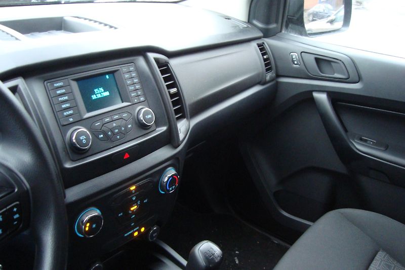 Ford Ranger (2023) 2.0TDCi, 4x4,ČR,Pouze 17 tis.! - fotka 54 z 78