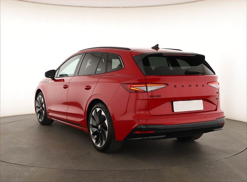 Škoda Enyaq (2022) Sportline iV 80 (82 kWh) - fotka 4 z 20