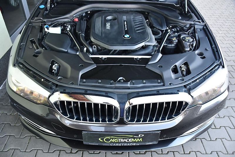 BMW Řada 5 540i xD LUXURY LINE HUD - fotka 35 z 35