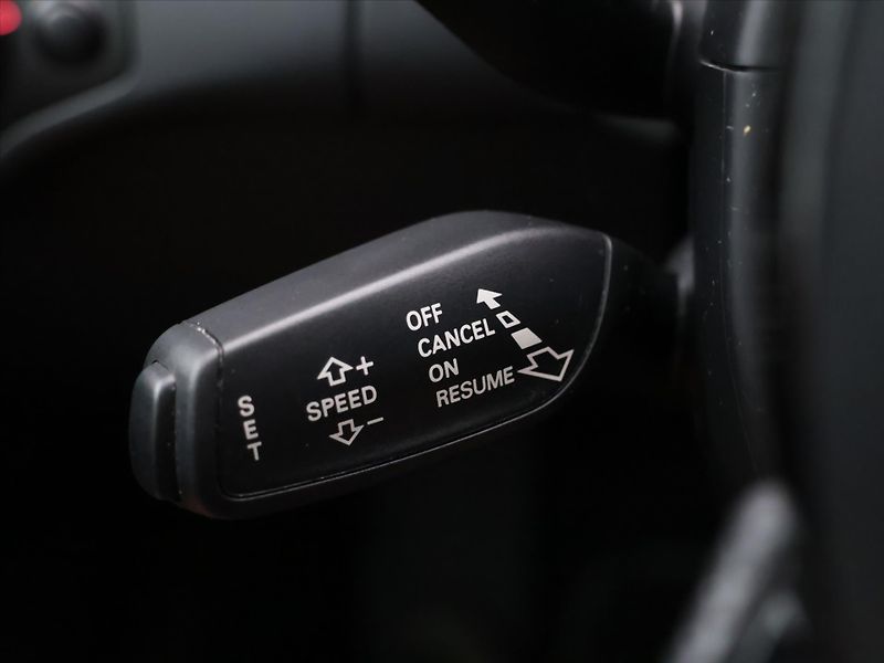 Audi A5 3,0 TDI quattro S-Line 1.Maj - fotka 20 z 36