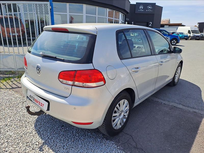 Volkswagen Golf 1,6 TDI DIGIKLIMA - fotka 3 z 14