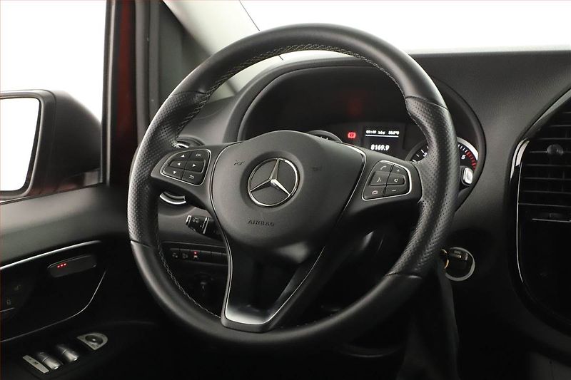 Mercedes-Benz Vito (2022) 119 CDI 4x4, Bus, 8Míst, ČR - fotka 15 z 17