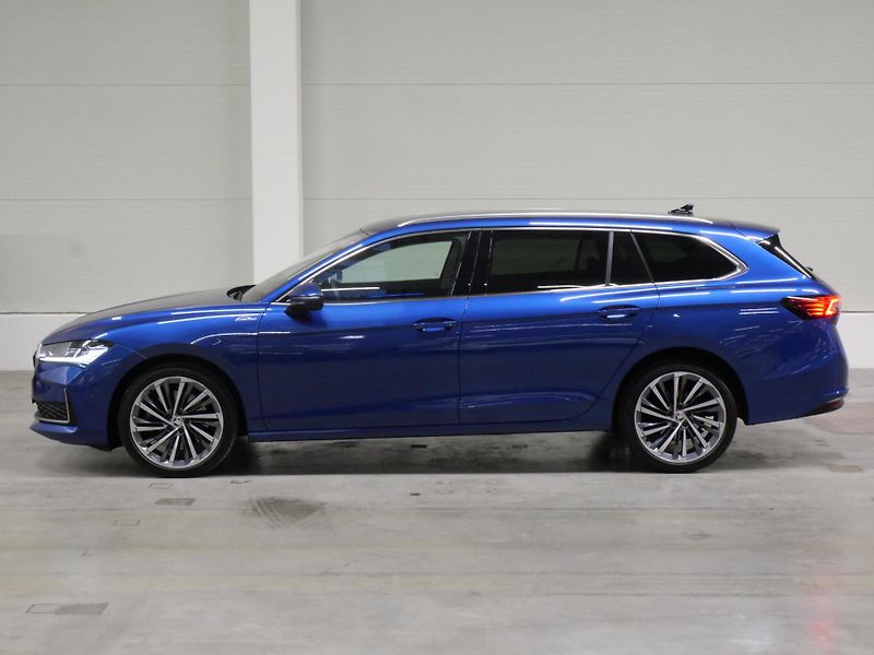Škoda Superb - fotka 3 z 25