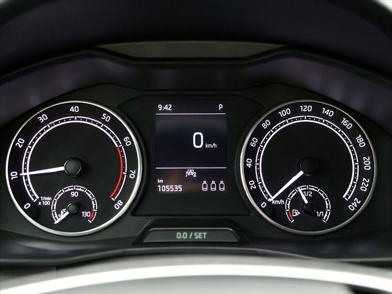 Škoda Scala 1,0 TSI 81kW Style DSG CZ - fotka 16 z 30