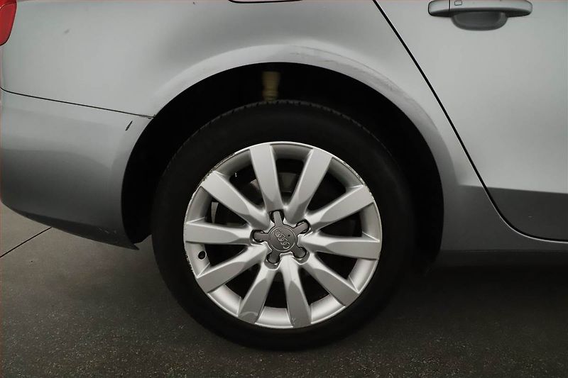 Audi A4 (2012) 2.0 TDI, Automat, Kůže - fotka 12 z 15