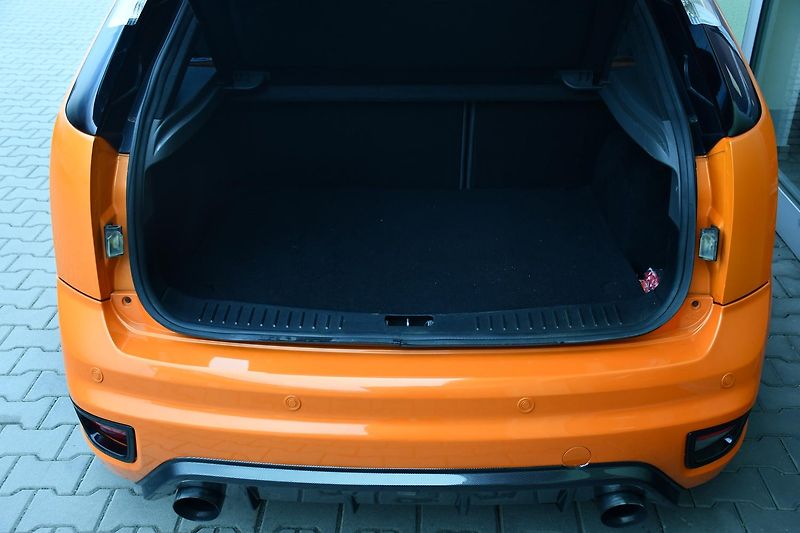Ford Focus 2.5 ST REMUS RECARO VYHŘ.SEDAČ - fotka 24 z 26