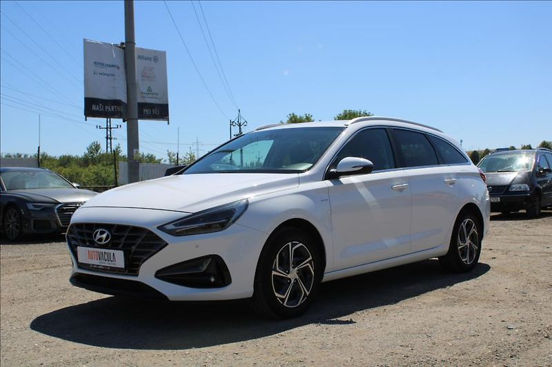 Hyundai i30 1,5 i  SMART, VÝHŘEVY, ČR - fotka 1 z 34