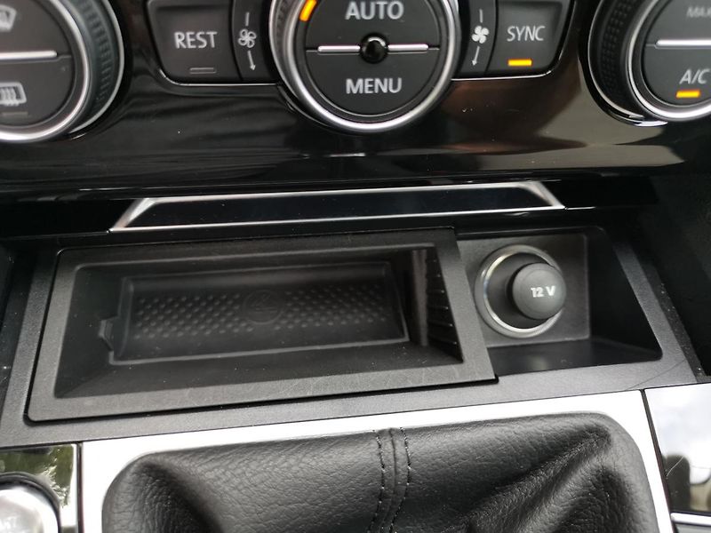 Volkswagen Passat HIGHLINE*110KW*LED*ALCANTARA* - fotka 63 z 85