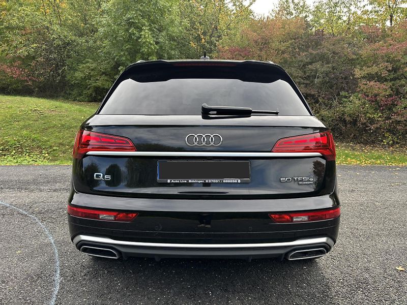 Audi Q5 (2021) 50TFSIe SLine PANO NOV BATERIE - fotka 6 z 38