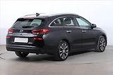 Hyundai i30 (2018) Style 1.4 T-GDI, Serv.kniha - náhled 4