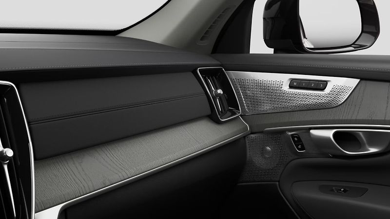 Volvo XC90 (2026) T8 AWD RECHARGE ULTRA DARK 7m - fotka 10 z 11
