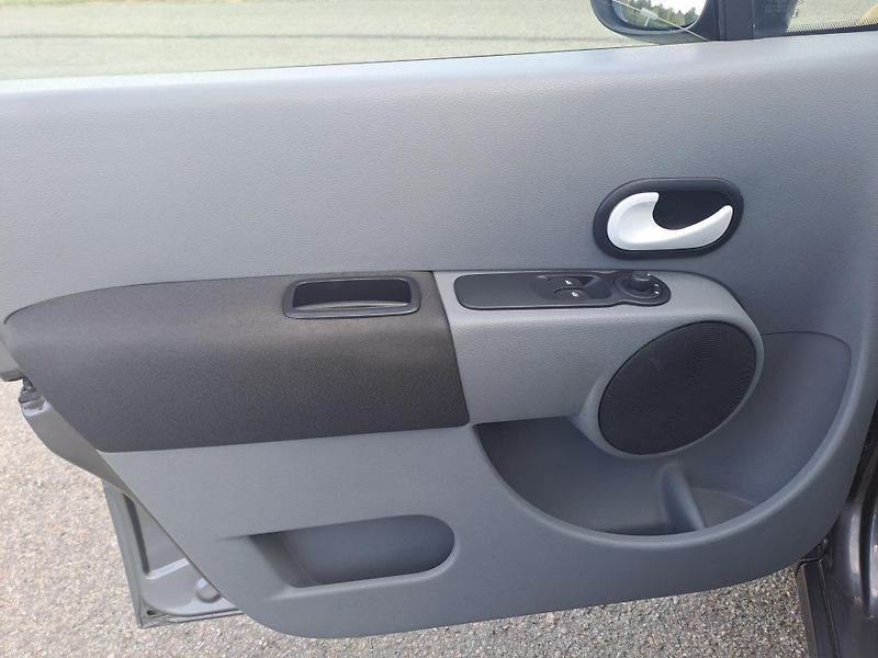 Renault Modus 1.2i 2xKOLA PĚKNÝ STAV - fotka 12 z 31