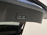 Volvo XC40 B4 DARK ULTRA AUT CZ - náhled 32