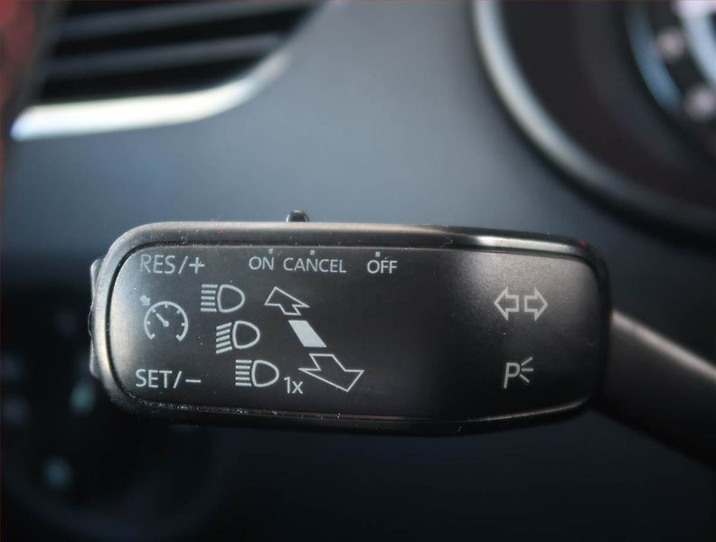 Škoda Octavia (2014) RS 2.0 TDI, Automat, Navi - fotka 18 z 22