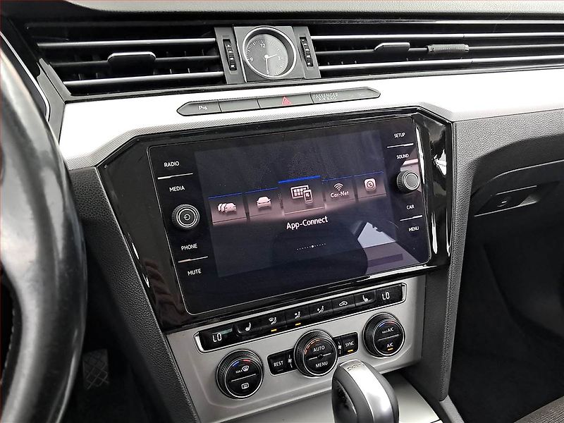 Volkswagen Passat (2017) 2.0 TDI, Automat, Tempomat - fotka 12 z 22