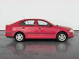 Škoda Octavia (2011) 1.6, ČR,1.maj, Serv.kniha - náhled 6