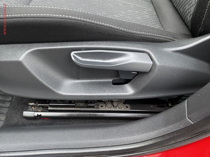 Škoda Octavia (2022) 1.0 TSi, ČR, Style, LED - fotka 15 z 19