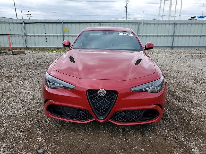 Alfa Romeo Giulia (2017) QUADRIFOGLIO 2.9 L - fotka 3 z 11