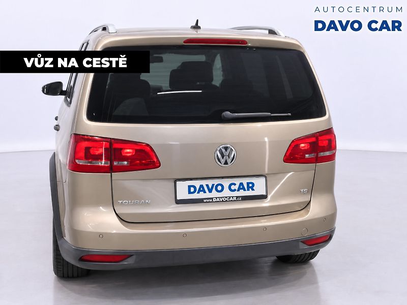 Volkswagen Touran 1,4 TSI 103kW Cross 1.Maj. - fotka 3 z 11