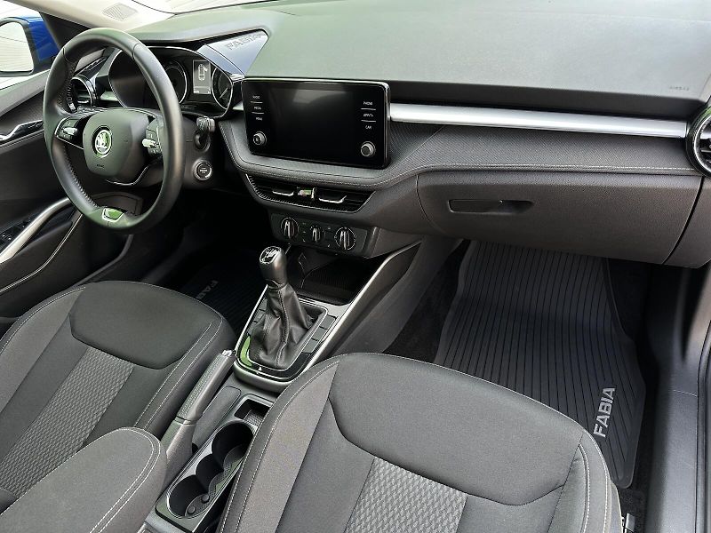 Škoda Fabia 1.0MPi Style 80PS KLIMA Smartl - fotka 34 z 36