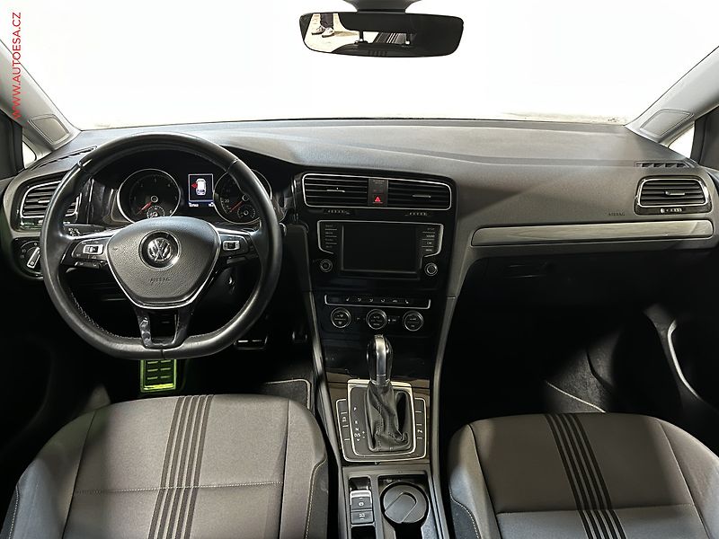 Volkswagen Golf (2016) 1.6 TDi, Allstar, DSG, bixen - fotka 8 z 16