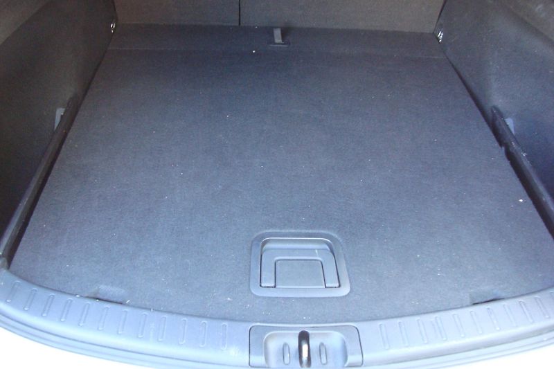 Toyota Corolla (2023) 1.8i Hybrid,ČR,1,Maj. - fotka 14 z 78
