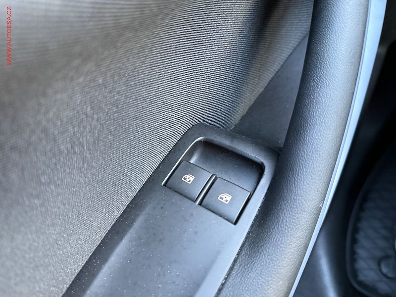 Opel Zafira (2016) 1.4 i, ČR, servis.kniha - fotka 11 z 18
