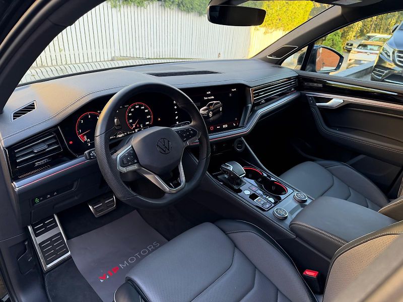 Volkswagen Touareg 30D-R22-NEZ.T-IQ-TAŽ-R LINE - fotka 11 z 30