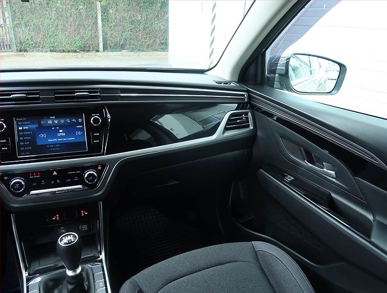 SsangYong Korando (2024) Style Plus 1.5 T-GDI - fotka 8 z 20