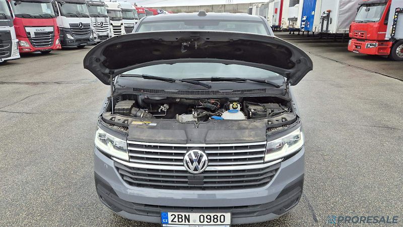 Volkswagen Multivan 2,0 TDi 110 kW - fotka 14 z 19