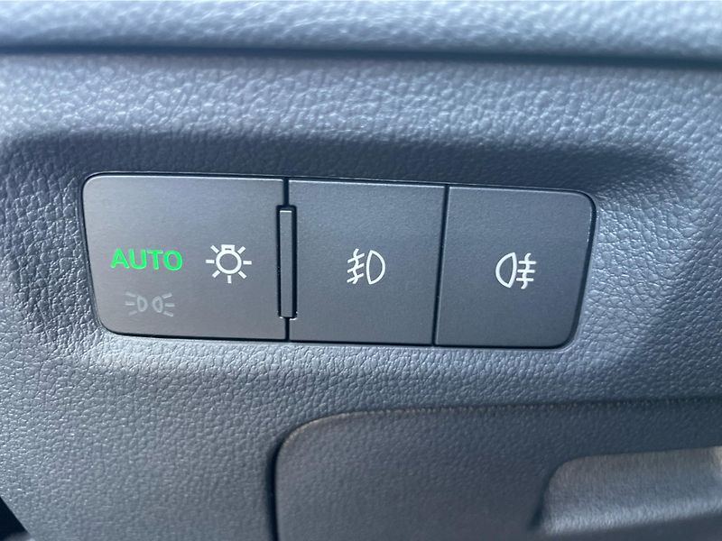 Škoda Octavia COMBI 1.5 TSi M-HEV DSG 7st. S - fotka 15 z 29