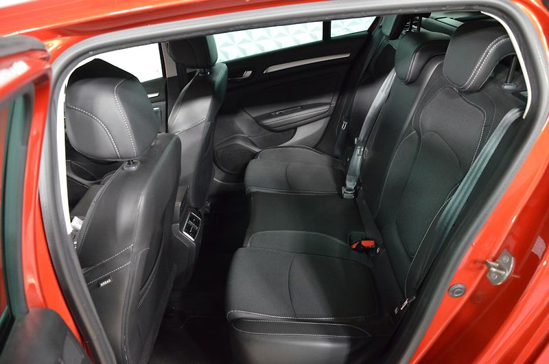 Renault Mégane (2023) E-Tech Electric GT 1.6PHEV Tec - fotka 16 z 18