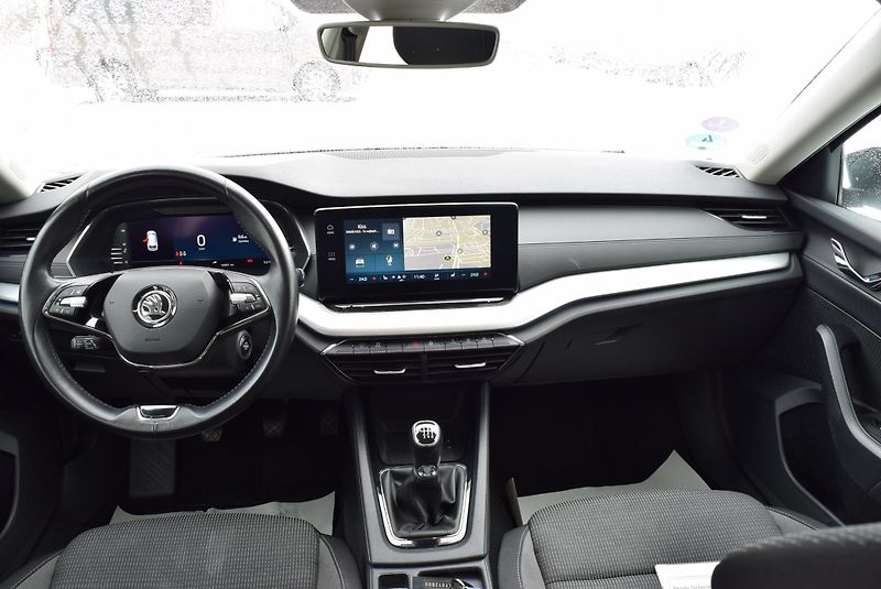 Škoda Octavia (2020) 1.5TSI 110kwSTYLE TAŽ NAVI LED - fotka 18 z 50