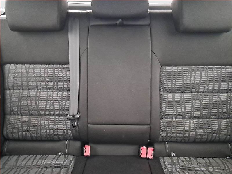 Škoda Octavia (2012) 2.0 TDI, Tempomat - fotka 10 z 16