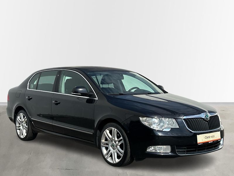 Škoda Superb ELEGANCE - fotka 14 z 29