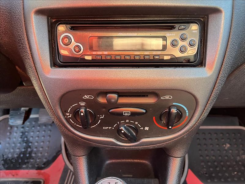 Peugeot 206 1,4 HDi SERVIS VSTŘIKY ROZVODY - fotka 15 z 27