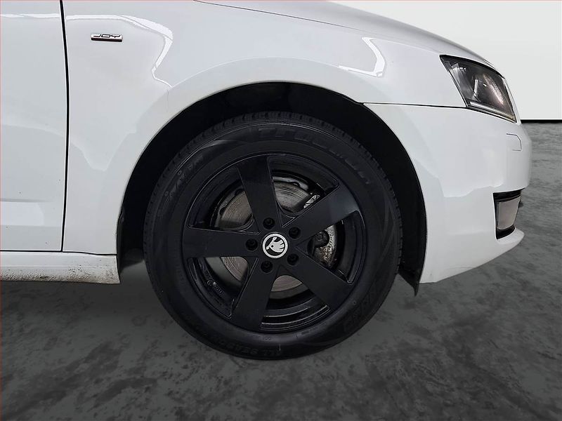 Škoda Octavia (2016) Style 2.0 TDI, Serv.kniha - fotka 15 z 19