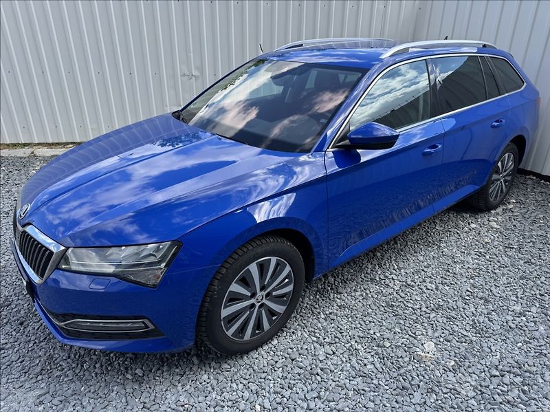 Škoda Superb 2,0 TDI DSG STYLE DPH 1.maj ČR - fotka 5 z 50