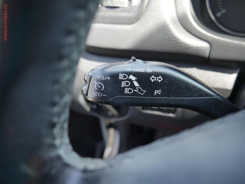 Škoda Fabia (2012) 1.2 TSi, Ambition - fotka 14 z 19